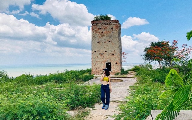 Lầu Ông Hoàng - điểm du lịch Phan Thiết gắn liền với thi sĩ Hàn Mặc Tử